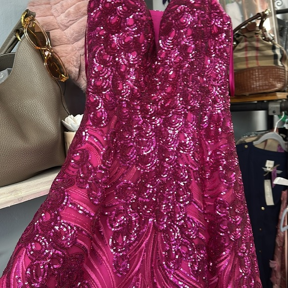 CLARISSE COUTURE  810290 DRESS in Fuchsia Size 8 - Picture 3 of 6